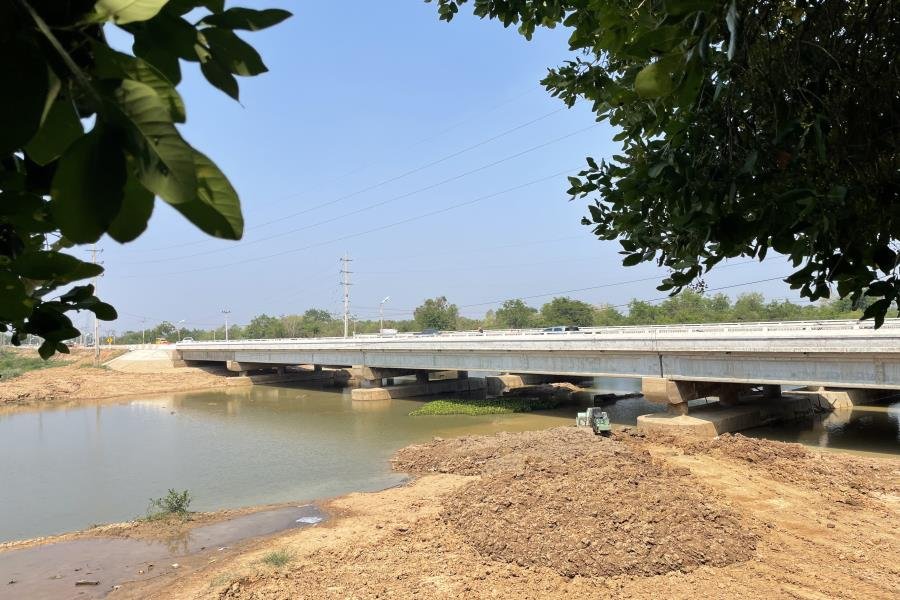 โครงการก่อสร้างถนนหมายเลข 2083 สาย อ.มหาชนะชัย - อ.คำเขื่อนแก้ว